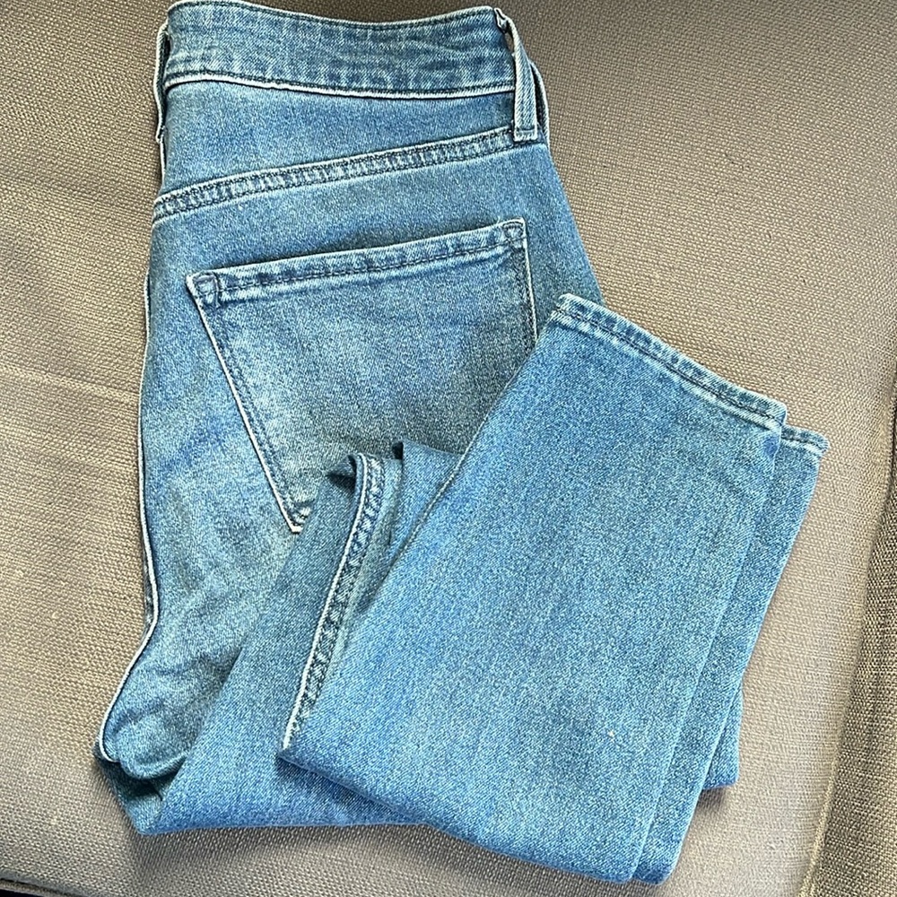 Old Navy WOW super skinny jeans 6PETITE NWOT